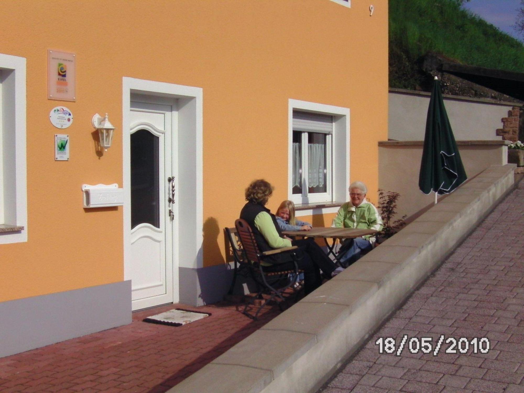 Apartamento Sonnigesuedeifel Seffern Exterior foto